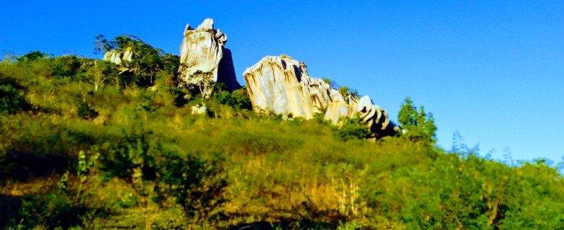 [Imagem da Trilha da Pedra]